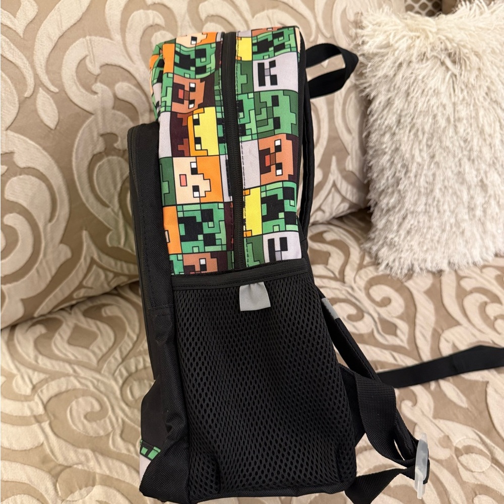 Minecraft backpack . - Picture 3 of 9